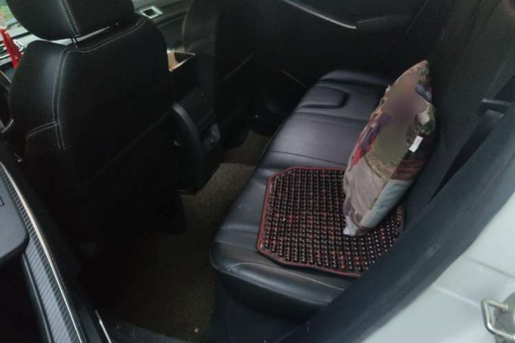 Used JMC Yusheng S330 2016 1.5L GTDi Automatic Two-Wheel Drive Prestige Edition Left Rear Seat