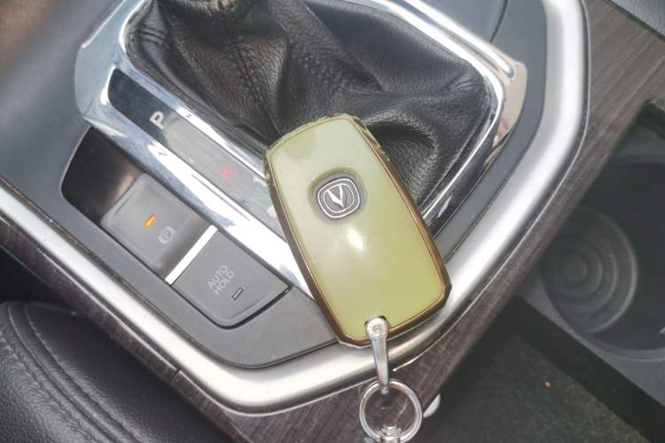 Used Changan Raeton 2014 1.8T Automatic Prestige Anniversary Edition China IV Standard