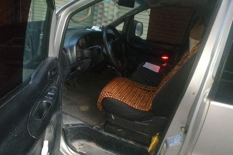 Used JAC Refine 2011 2.8T Shuttle Diesel Standard Version HFC4DA1-2B1
