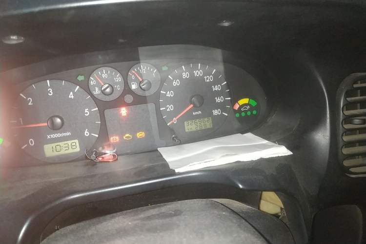 Used JAC Refine 2011 2.8T Shuttle Diesel Standard Version HFC4DA1-2B1
