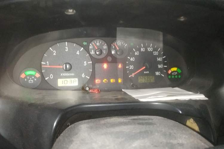 Used JAC Refine 2011 2.8T Shuttle Diesel Standard Version HFC4DA1-2B1
