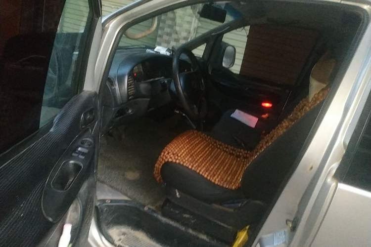 Used JAC Refine 2011 2.8T Shuttle Diesel Standard Version HFC4DA1-2B1
