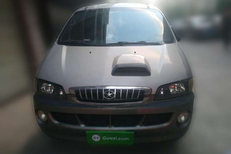 Used JAC Refine 2011 2.8T Shuttle Diesel Standard Version HFC4DA1-2B1
