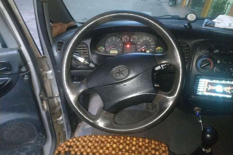 Used JAC Refine 2011 2.8T Shuttle Diesel Standard Version HFC4DA1-2B1
