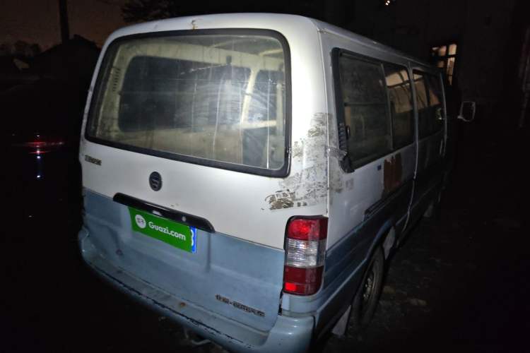 Used Foton Scenic 2014 2.5T Express Classic Short-Wheelbase Low-Roof 4J25TC
