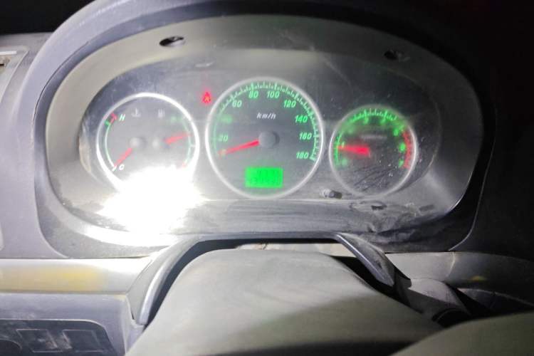 Used Foton Scenic 2014 2.5T Express Classic Short-Wheelbase Low-Roof 4J25TC
