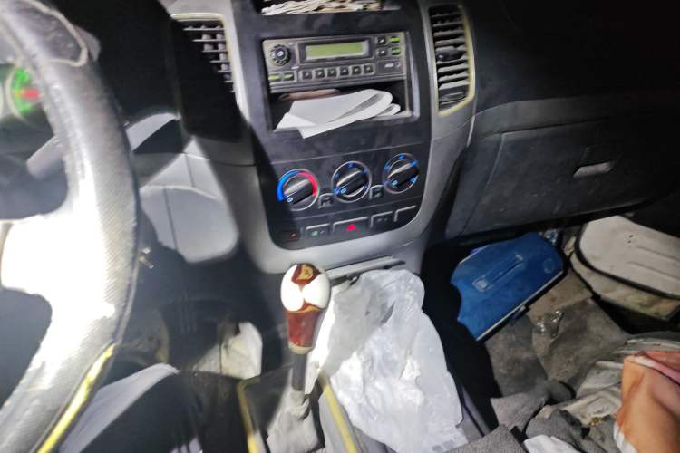 Used Foton Scenic 2014 2.5T Express Classic Short-Wheelbase Low-Roof 4J25TC
