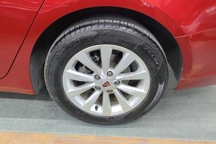 Used Roewe i6 New Energy 2017 45T Hybrid Connect & Smart Enjoyment Edition
