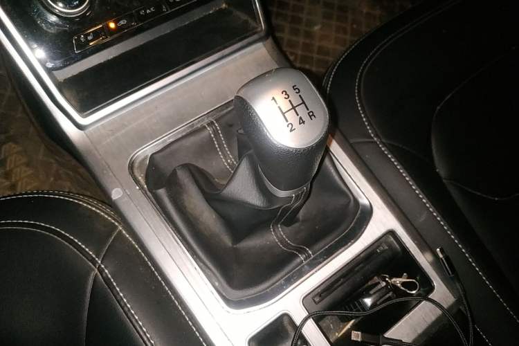 Used Bestune X40 2019 1.6L Manual Luxury Edition China VI