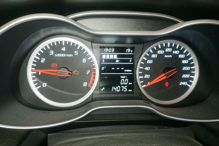 Used Bestune X40 2019 1.6L Manual Luxury Edition China VI