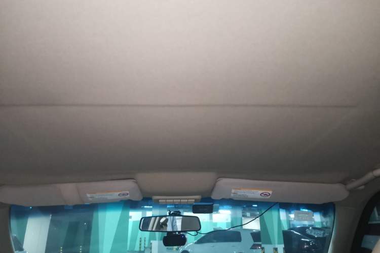 Used Buick GL8 2012 2.4L BASE Comfort Edition
