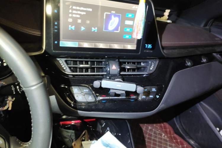 Used Toyota C-HR EV 2020 Deluxe Sunroof Edition
