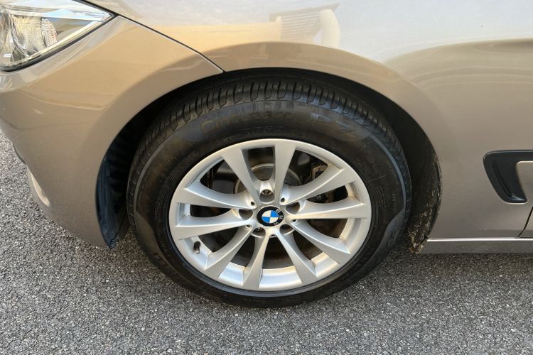 Used BMW 3 Series GT 2016 320i Fashion Model