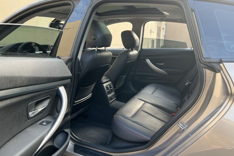 Used BMW 3 Series GT 2016 320i Fashion Model