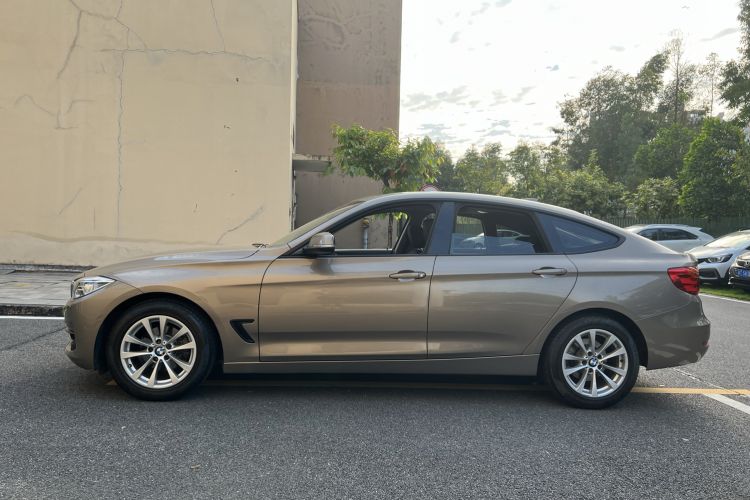 Used BMW 3 Series GT 2016 320i Fashion Model