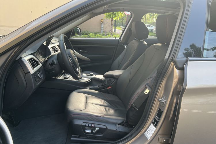 Used BMW 3 Series GT 2016 320i Fashion Model