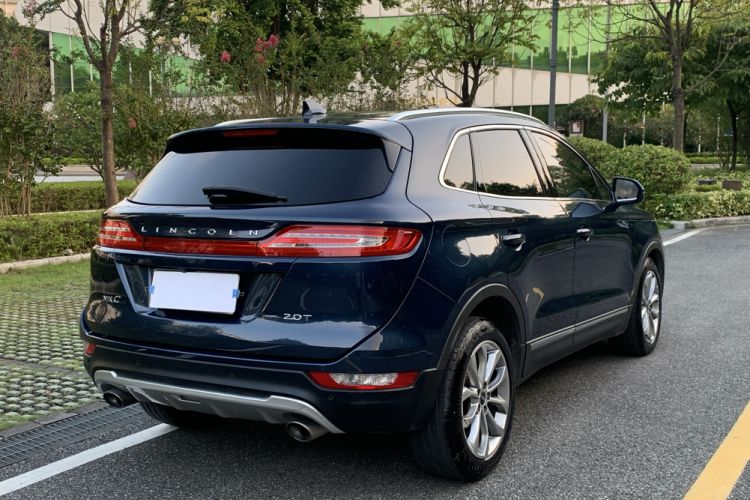 Used Lincoln MKC 2017 2.0T Two-Wheel-Drive Luxury Edition