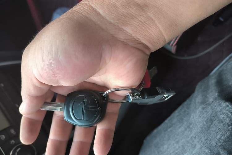 Used Jinbei Express 2018 2.0L Standard Version V19