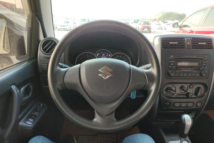 Used Suzuki Jimny 2015 1.3 AT JLX
