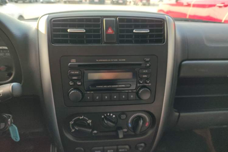 Used Suzuki Jimny 2015 1.3 AT JLX
