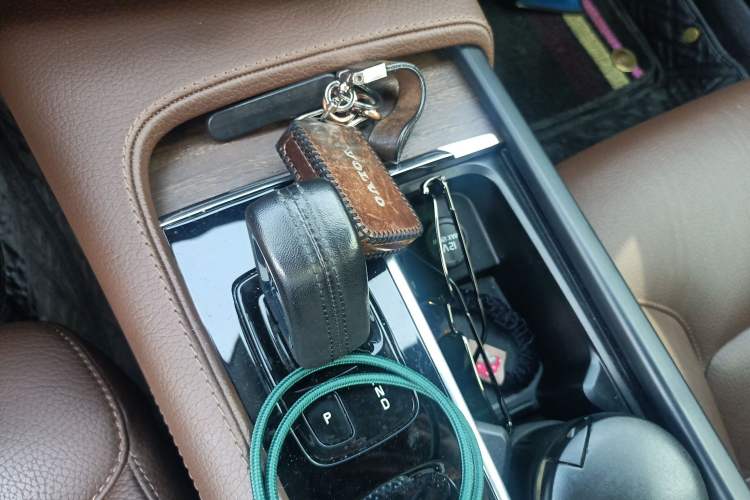 Used Volvo V90 2021 Cross Country B5 AWD Smart Range Edition
