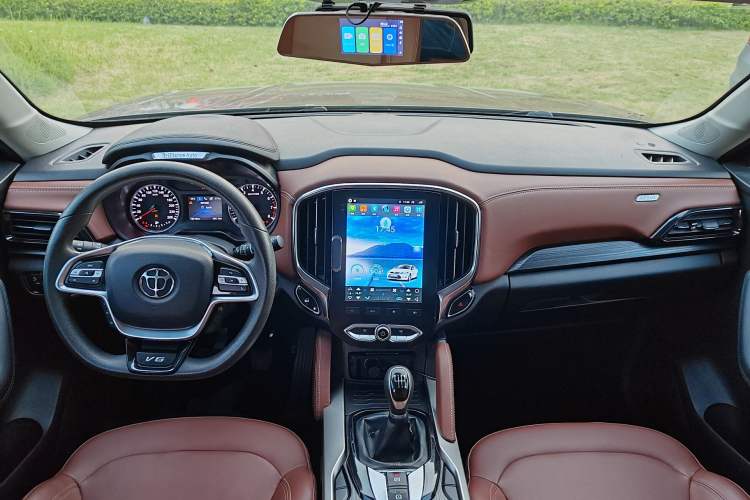 Used Brilliance V6 2018 1.5T Manual Luxury Model