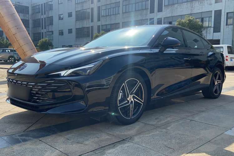 Used MG 7 2023 1.5T DCT Luxurious Supreme Edition