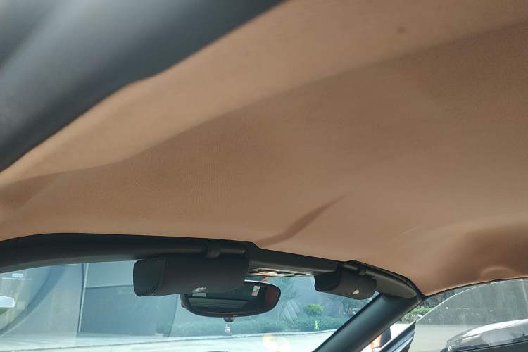 Used BMW Z4 2012 sDrive20i Luxury Model