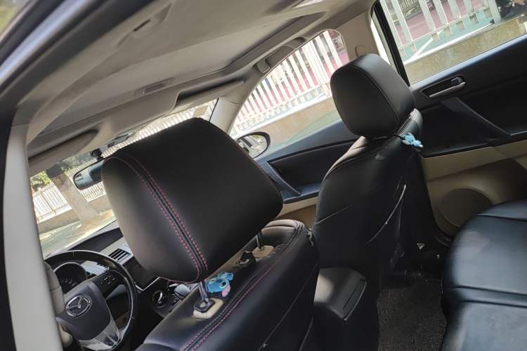 Used Mazda Mazda 3 2011 Sedan 1.6L Automatic Elite Model
