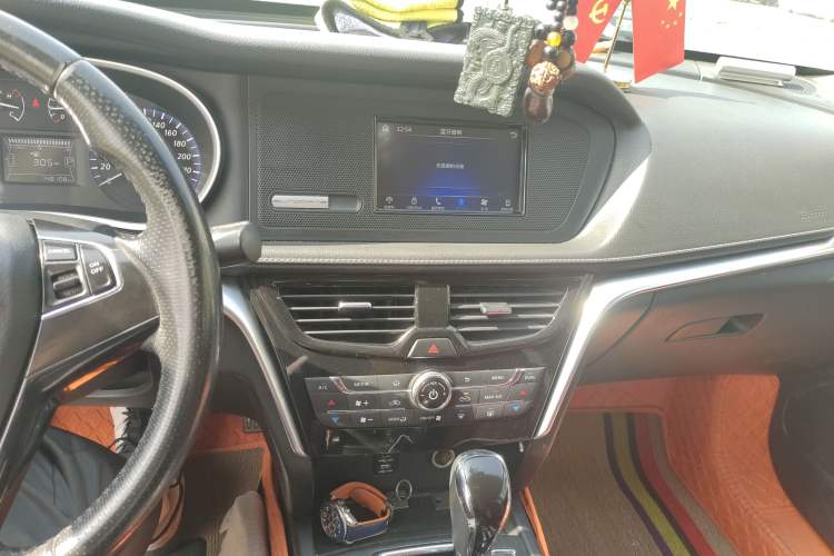 Used Venucia T90 2017 2.0L CVT Smart Edition