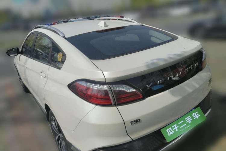 Used Venucia T90 2017 2.0L CVT Smart Edition