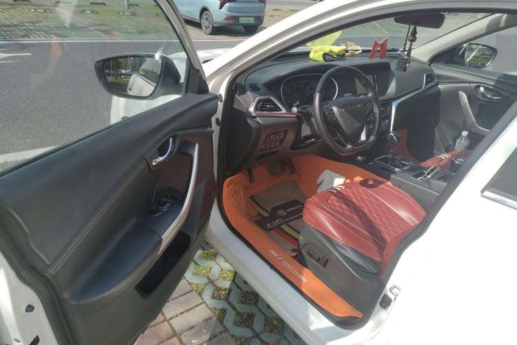 Used Venucia T90 2017 2.0L CVT Smart Edition