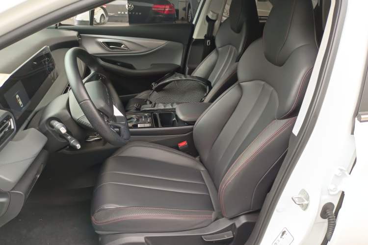 Used BAIC Beijing U5 PLUS 2021 1.5L CVT Luxury Edition