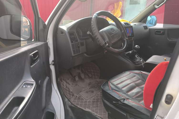 Used Jinbei Express 2018 2.0L Standard Version V19