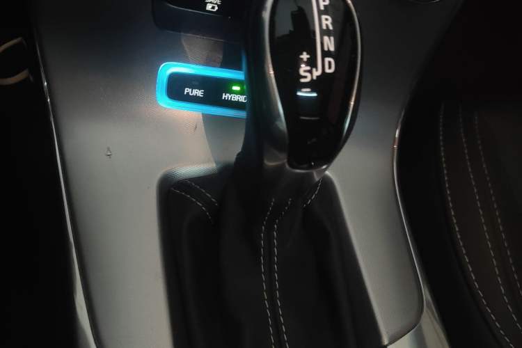 Used Volvo S60 New Energy 2015 S60L E-Drive Hybrid T6 Smart Drive Edition
