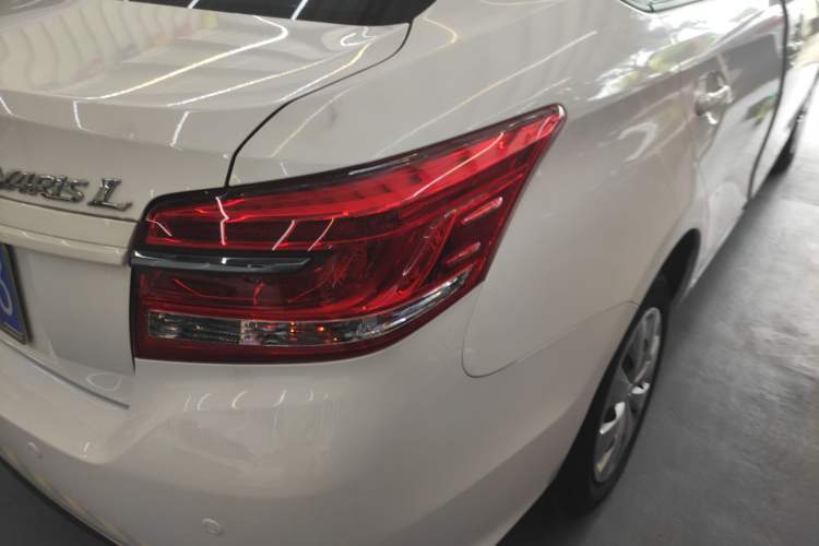 Used Toyota YARiS L Zhi Xiang 2020 1.5L CVT Leading Edition Right Rear Taillight