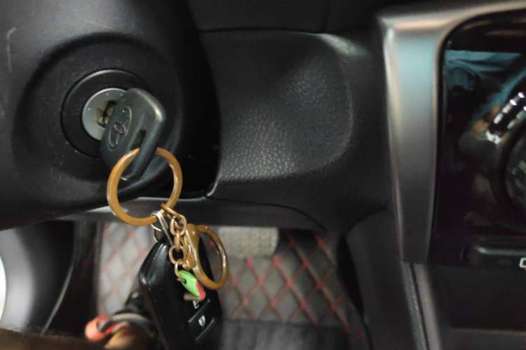 Used Toyota YARiS L Zhi Xiang 2020 1.5L CVT Leading Edition Vehicle Key