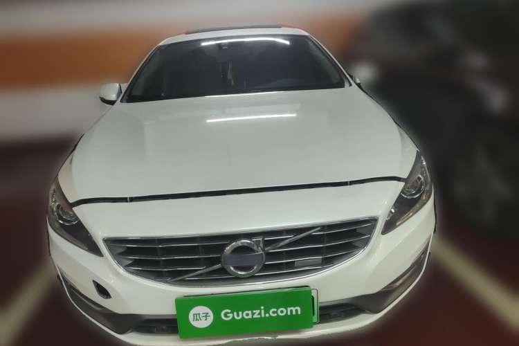 Used Volvo S60 New Energy 2015 S60L E-Drive Hybrid T6 Smart Drive Edition
