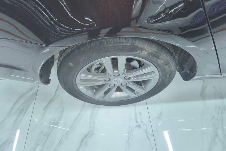 Used Geely Auto Emgrand 2017 Sedan Million Edition 1.5L Manual - Upward Version
