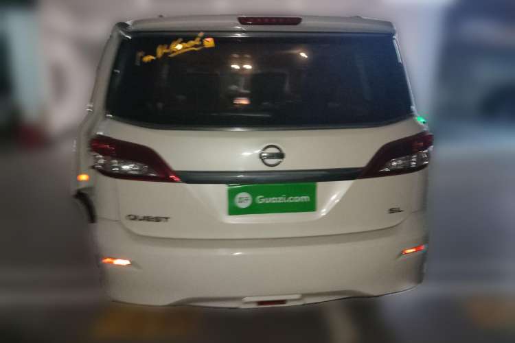 Used Nissan Quest 2015 3.5L SL
