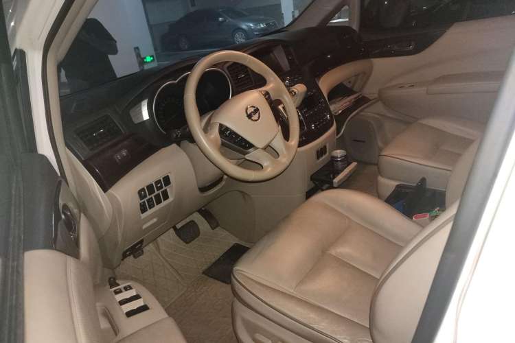 Used Nissan Quest 2015 3.5L SL
