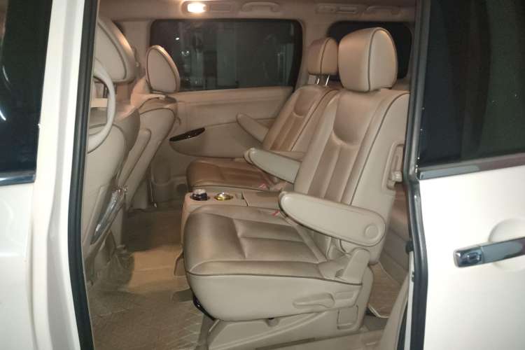 Used Nissan Quest 2015 3.5L SL
