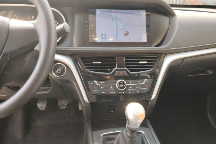 Used Venucia T90 2017 2.0L Manual ChenShang Edition