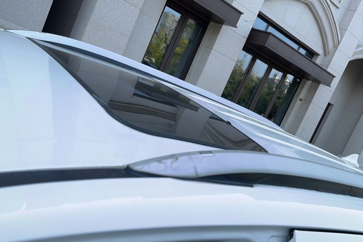 Used JMC Yusheng S350 2016 2.0T Automatic Two-Wheel Drive Gasoline Luxury Version with Sunroof 5 Seats
