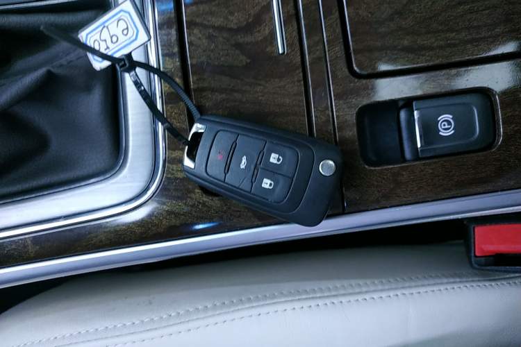 Used Roewe e950 2017 50T Hybrid Connected Executive Edition
