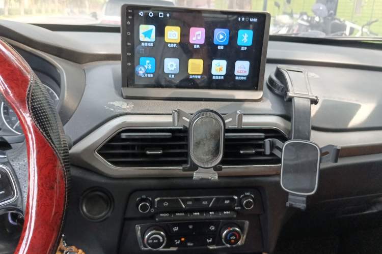 Used Dongfeng Fengon S560 2019 1.8L Manual Urban Model Audio And AC Panel