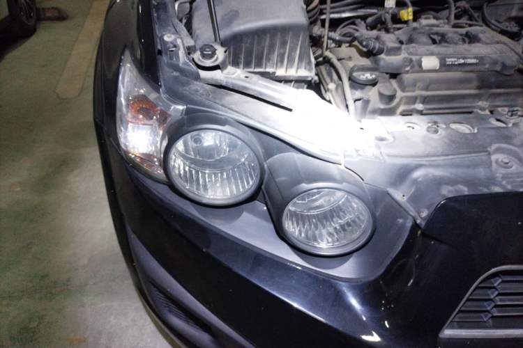 Used Chevrolet Aveo Sonic 2011 Sedan 1.4L Automatic SL