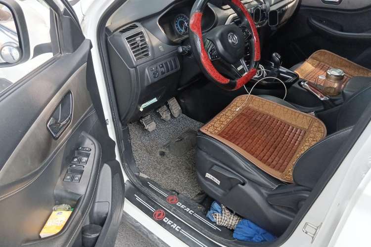 Used Dongfeng Fengon S560 2019 1.8L Manual Urban Model Driver Seat