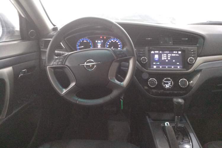 Used Haima M6 2015 1.5T CVT Luxury Model
