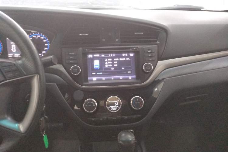 Used Haima M6 2015 1.5T CVT Luxury Model
